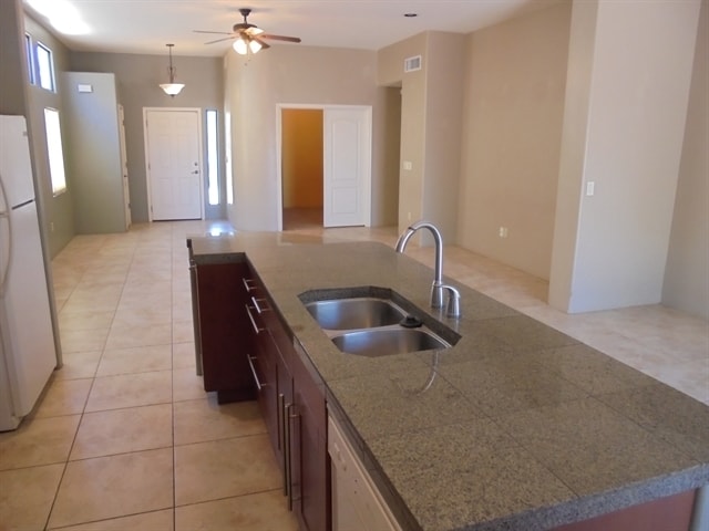 1284 South Via Estrella Roja in Tucson, AZ - Building Photo - Building Photo