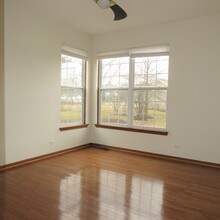 34400 N Tangueray Dr in Grayslake, IL - Building Photo - Building Photo