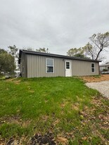 5314 East Ave in Morrisville, MO - Building Photo