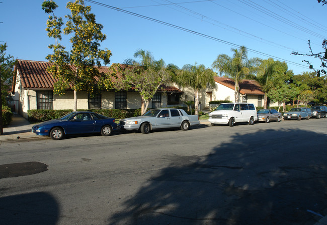 714 Olive St in Santa Barbara, CA - Building Photo - Building Photo