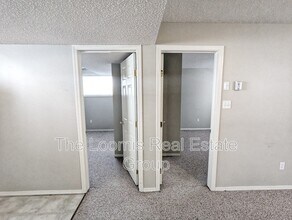 2433-232B 32b St NW in Edmonton, AB - Building Photo - Building Photo