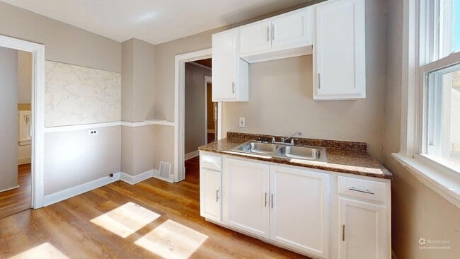 property at 2818 E 119th St