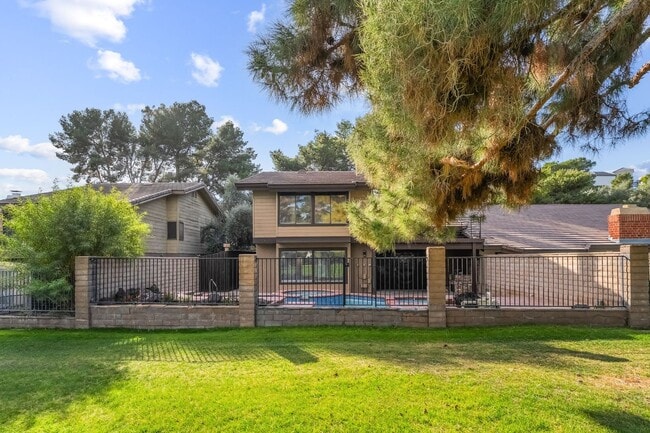 property at 968 Pinehurst Dr