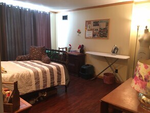 937 N 4th St in Philadelphia, PA - Foto de edificio - Building Photo