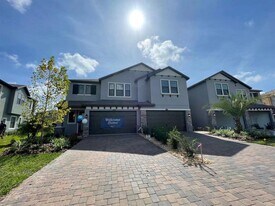 4612 Almada Ln in Wesley Chapel, FL - Building Photo