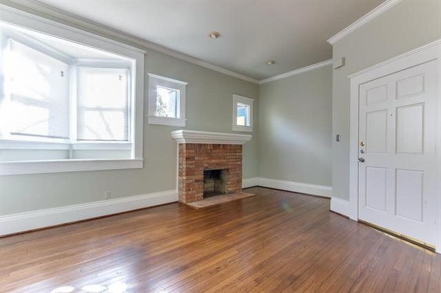 4936 Worth St photo'