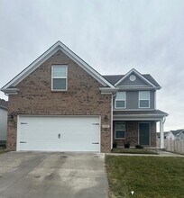 212 Candy Apple Ln in Richmond, KY - Building Photo - Building Photo