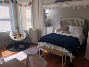 65 Burbank St in Boston, MA - Foto de edificio - Building Photo