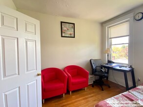 124 Warren St, Unit 24 in Boston, MA - Building Photo - Building Photo