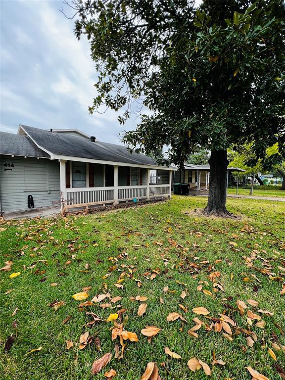 414 Clinton Park St photo'