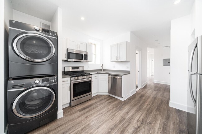 81 Glenridge Ave in Montclair, NJ - Building Photo - Building Photo
