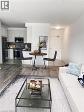 5 Hamilton St N in Waterdown, ON - Building Photo - Building Photo