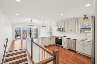 7704-7712 Main St in Kansas City, MO - Building Photo - Building Photo