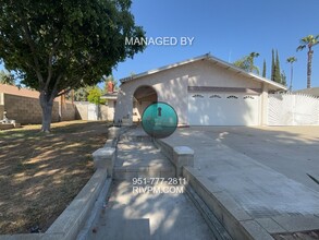 2909 Antares Dr in Riverside, CA - Building Photo - Building Photo