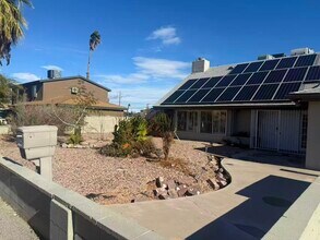 1662 Shadow Mountain Pl in Las Vegas, NV - Building Photo - Building Photo