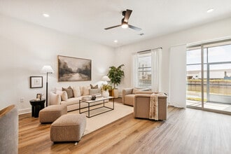 RISE at Glen Kernan Park in Jacksonville, FL - Building Photo - Building Photo