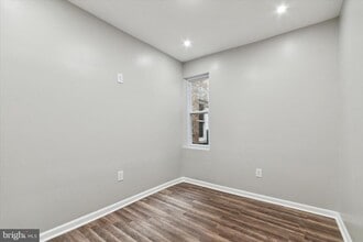 5912 Old York Rd, Unit 2ND FLR. in Philadelphia, PA - Building Photo - Building Photo