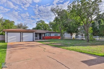 4310 S 5th St in Abilene, TX - Building Photo - Building Photo