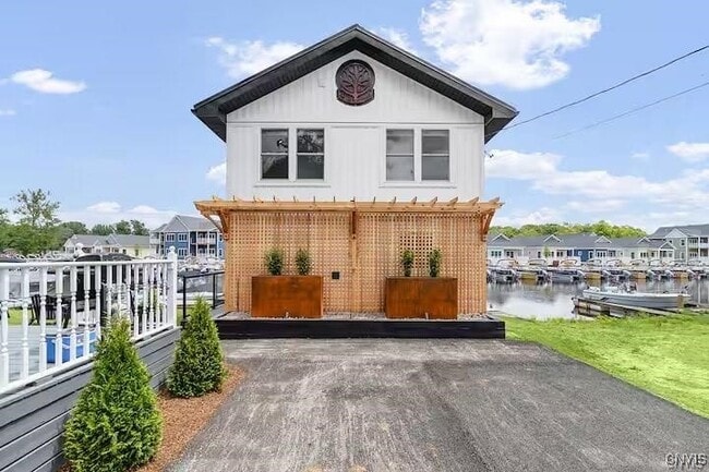 property at 1004 Clifford Ave