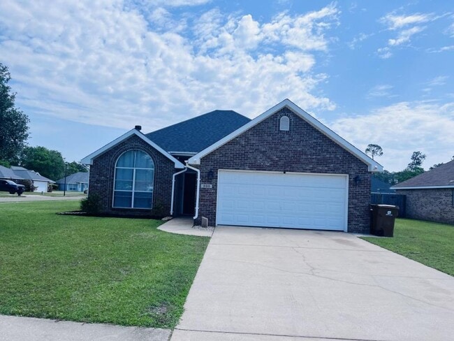 property at 320 Pinecrest Blvd