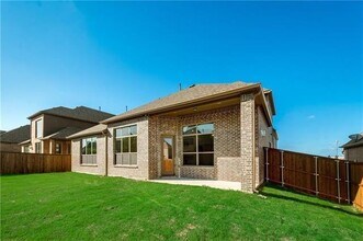 305 Featherstone Dr in Rockwall, TX - Building Photo - Building Photo