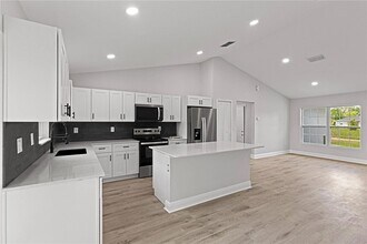 3750 SW 149th Terrace in Ocala, FL - Building Photo - Building Photo