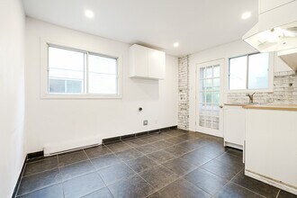 3970 Rue Prieur E in Montréal, QC - Building Photo - Building Photo