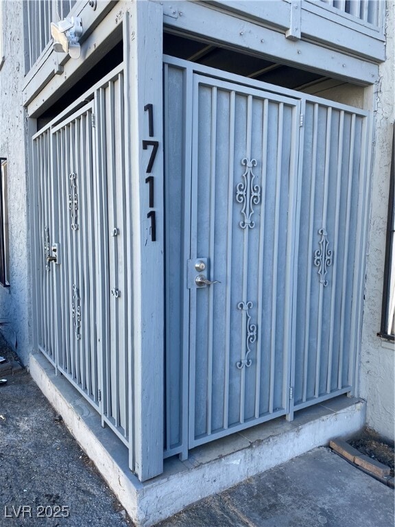 property at 1711 Santa Paula Dr