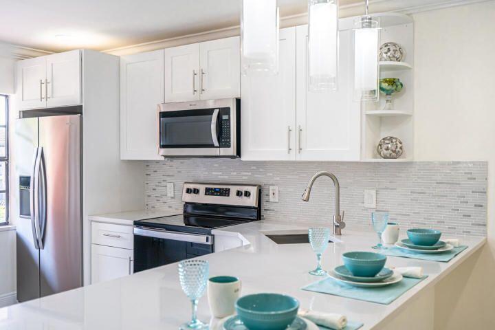 21815 Arriba Real in Boca Raton, FL - Building Photo