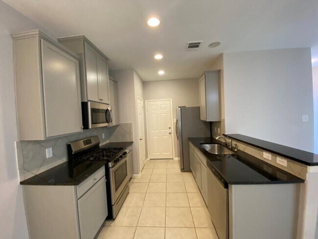 125 Camelot Pl Ct in Conroe, TX - Building Photo - Building Photo
