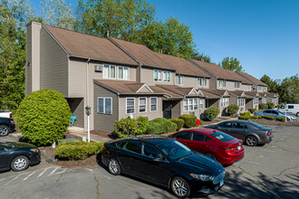 Stafford Point Condominiums in Bristol, CT - Building Photo - Building Photo