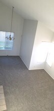 1046 Viewpointe Ln in Corona, CA - Building Photo - Building Photo