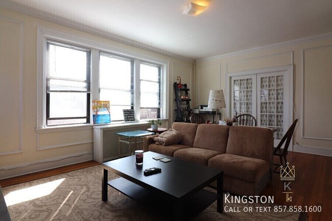 24 Park St in Brookline, MA - Building Photo - Building Photo