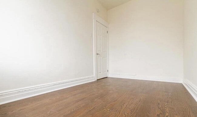 11 W 28th St in Bayonne, NJ - Building Photo - Building Photo