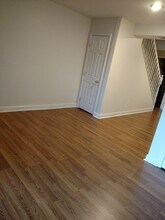 807 W Spring Meadow Ct in Edgewood, MD - Foto de edificio - Building Photo