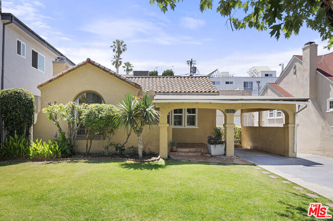 property at 515 Kings Rd