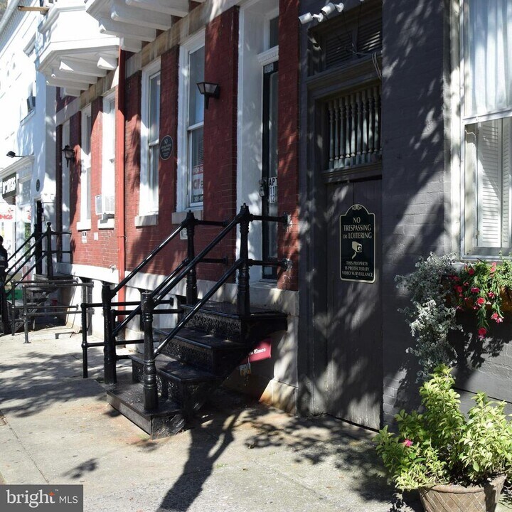 106 N Market St in Frederick, MD - Building Photo