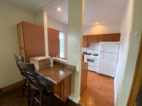 66-68-68 E Woodruff Ave in Columbus, OH - Building Photo - Building Photo