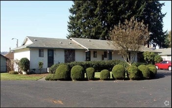 1724 Grove St in Marysville, WA - Building Photo - Building Photo
