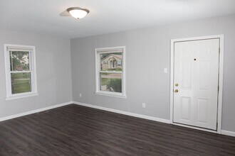 13643 Harold Ave in Warren, MI - Building Photo - Building Photo