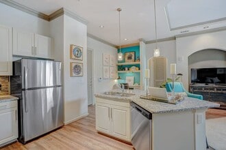 10662 TX-242 in Conroe, TX - Building Photo - Building Photo