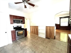 202 Corey Rd, Unit 1 in Boston, MA - Building Photo - Building Photo
