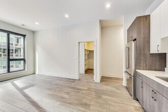 847 N Larrabee St in Chicago, IL - Building Photo - Building Photo