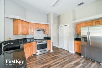 4333 Pebble Brook Dr in Jacksonville, FL - Foto de edificio - Building Photo