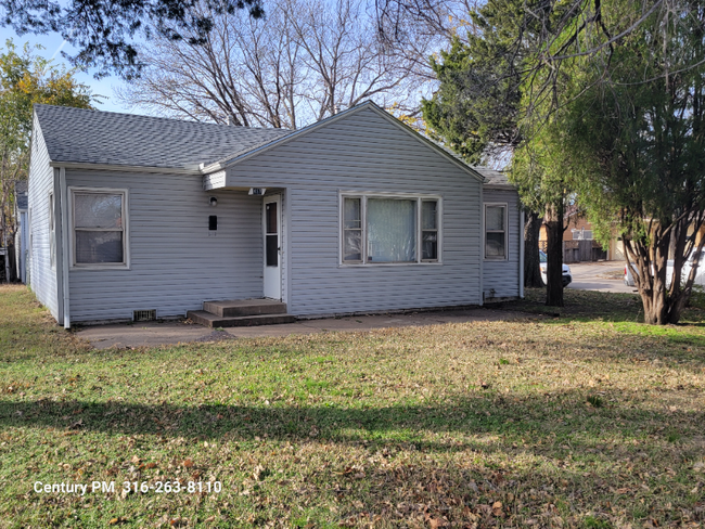 457 N Fern St in Wichita, KS - Building Photo - Building Photo