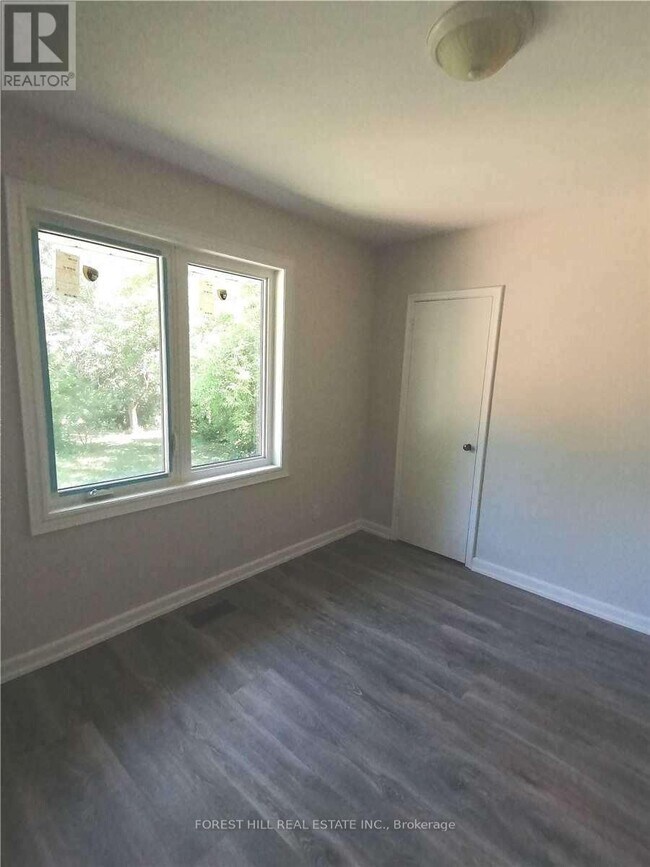 154 Northwood Dr in Toronto, ON - Building Photo - Building Photo