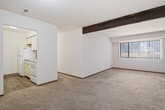 Burtons Landing Apartments in Grand Rapids, MI - Foto de edificio - Building Photo