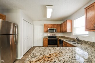 4024 Village Trace Blvd in Indianapolis, IN - Building Photo - Building Photo