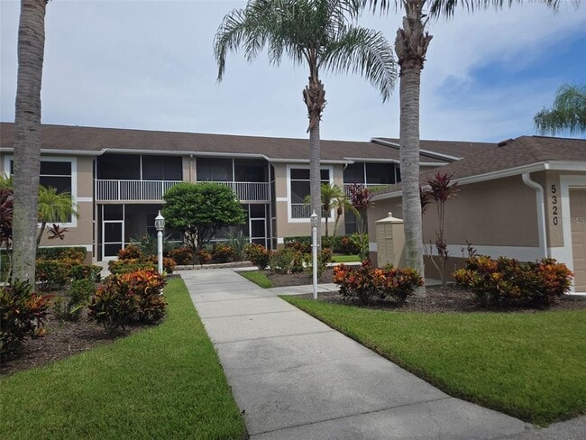property at 5320 Hyland Hills Ave