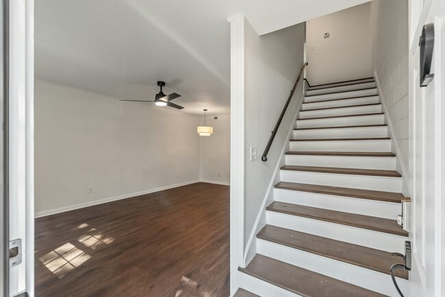 12 Grove St in Charleston, SC - Building Photo - Building Photo